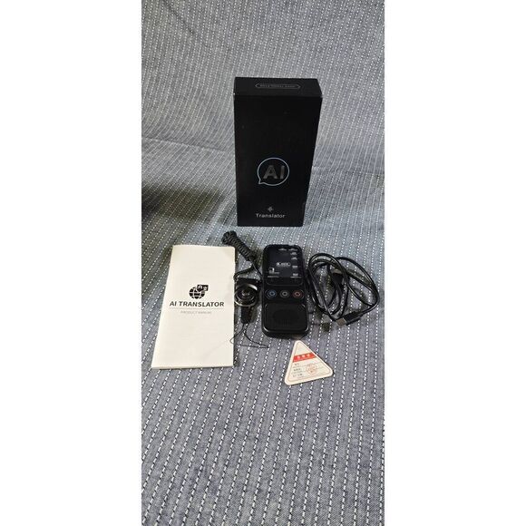 AI-powered voice translator device - Picture 4 of 5